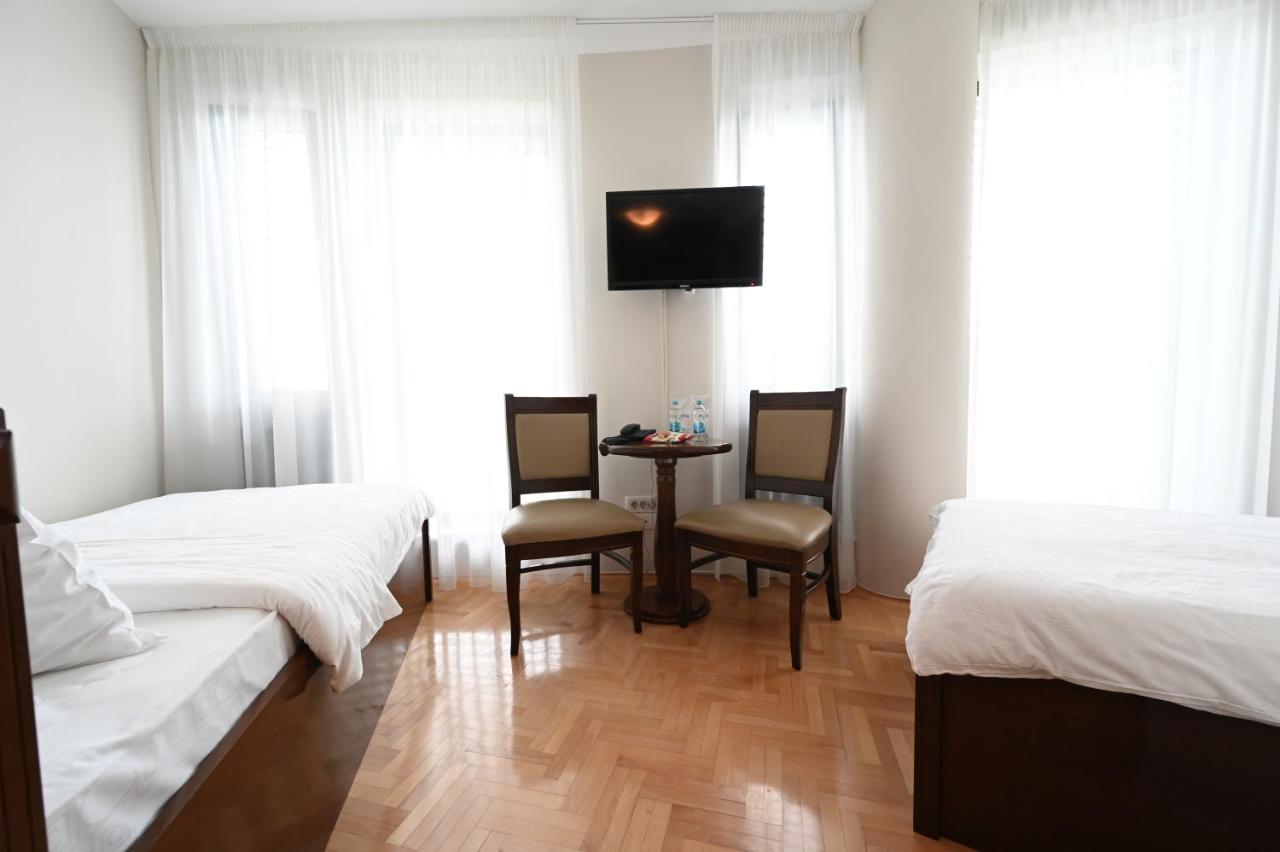 Hotel "Jkc Banja Luka" Dış mekan fotoğraf