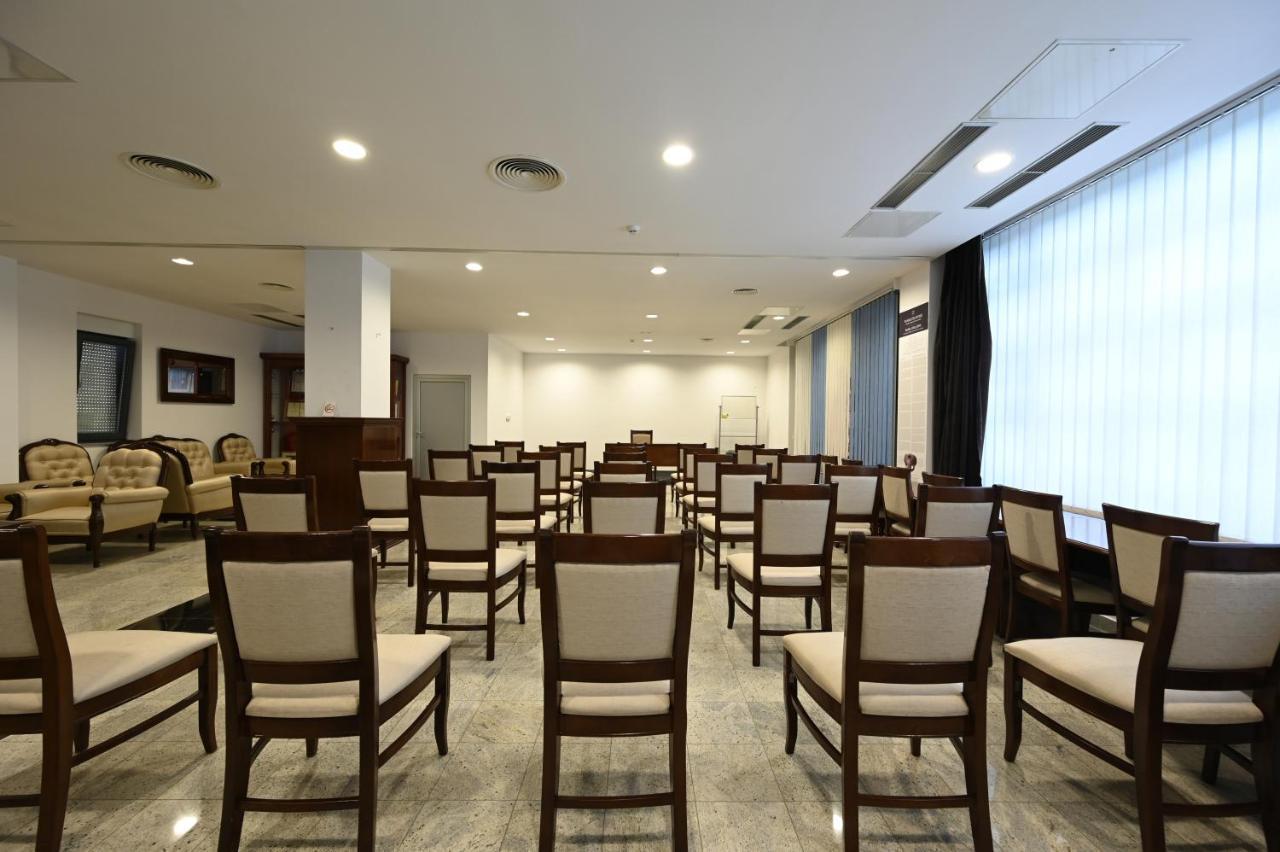 Hotel "Jkc Banja Luka" Dış mekan fotoğraf