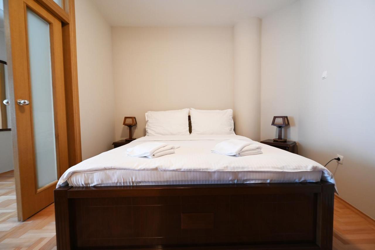 Hotel "Jkc Banja Luka" Dış mekan fotoğraf