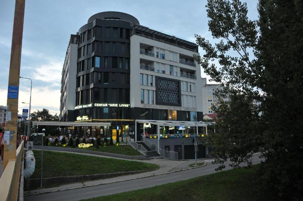 Hotel "Jkc Banja Luka" Dış mekan fotoğraf